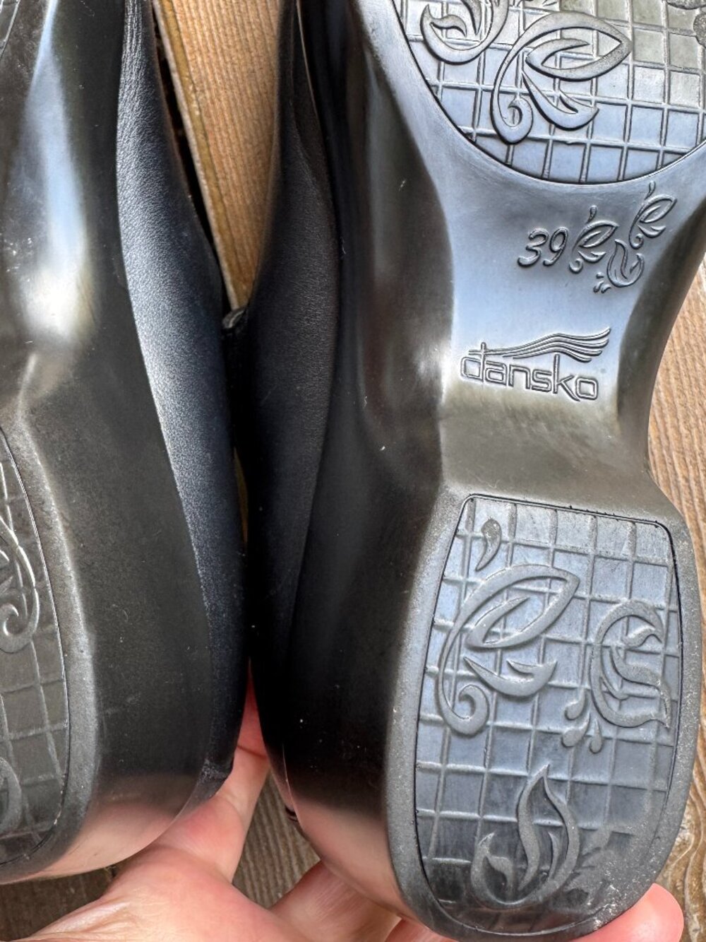 Dansko Abby Black Leather Platform Mary Jane Comfort Shoes in Women's US 9/EU 39 - Picture 13 of 13